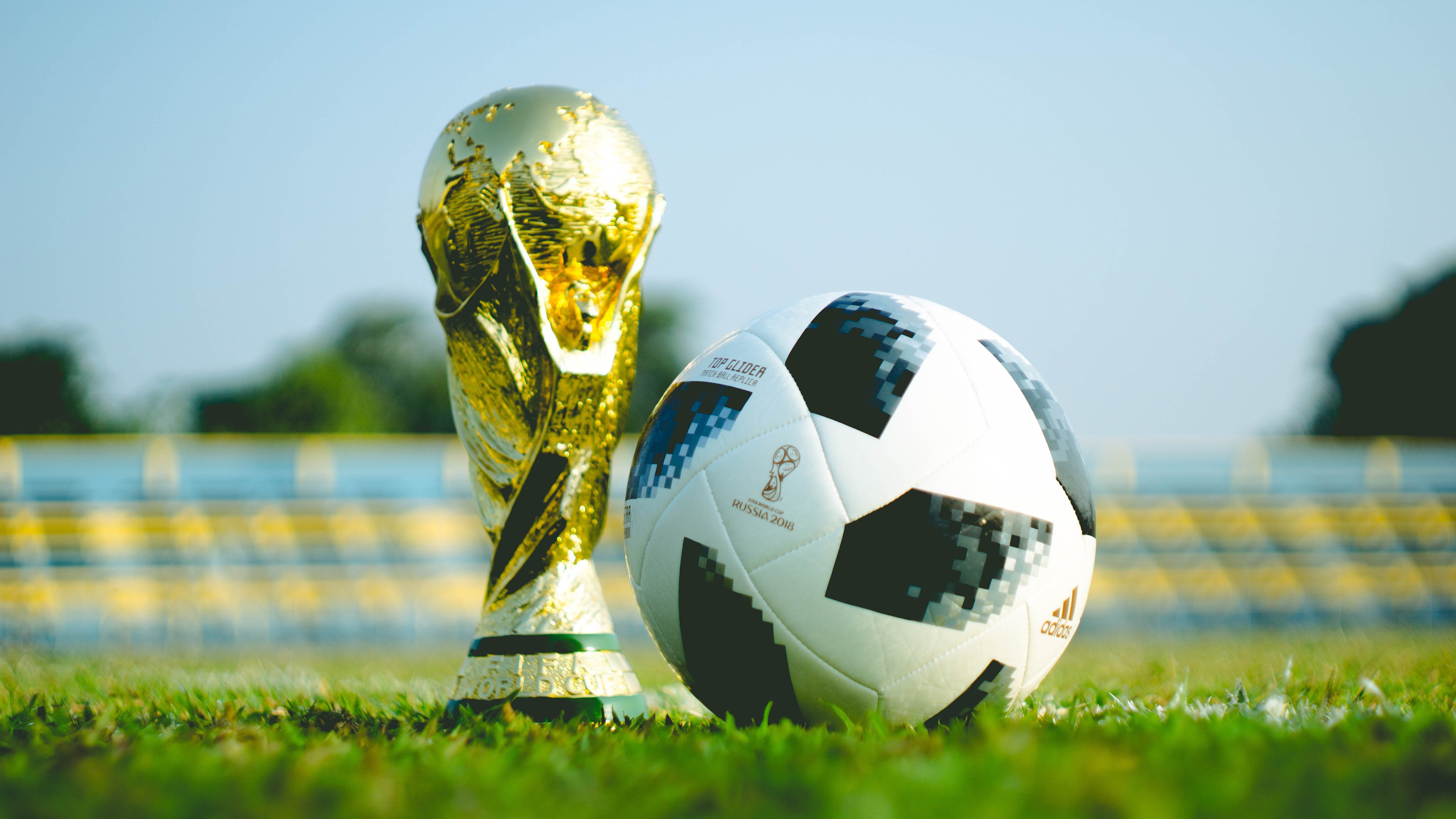 2026世界杯H组惊现枫叶风暴，加拿大4-0横扫斯洛伐克，穆西亚拉一人导演史诗级表演